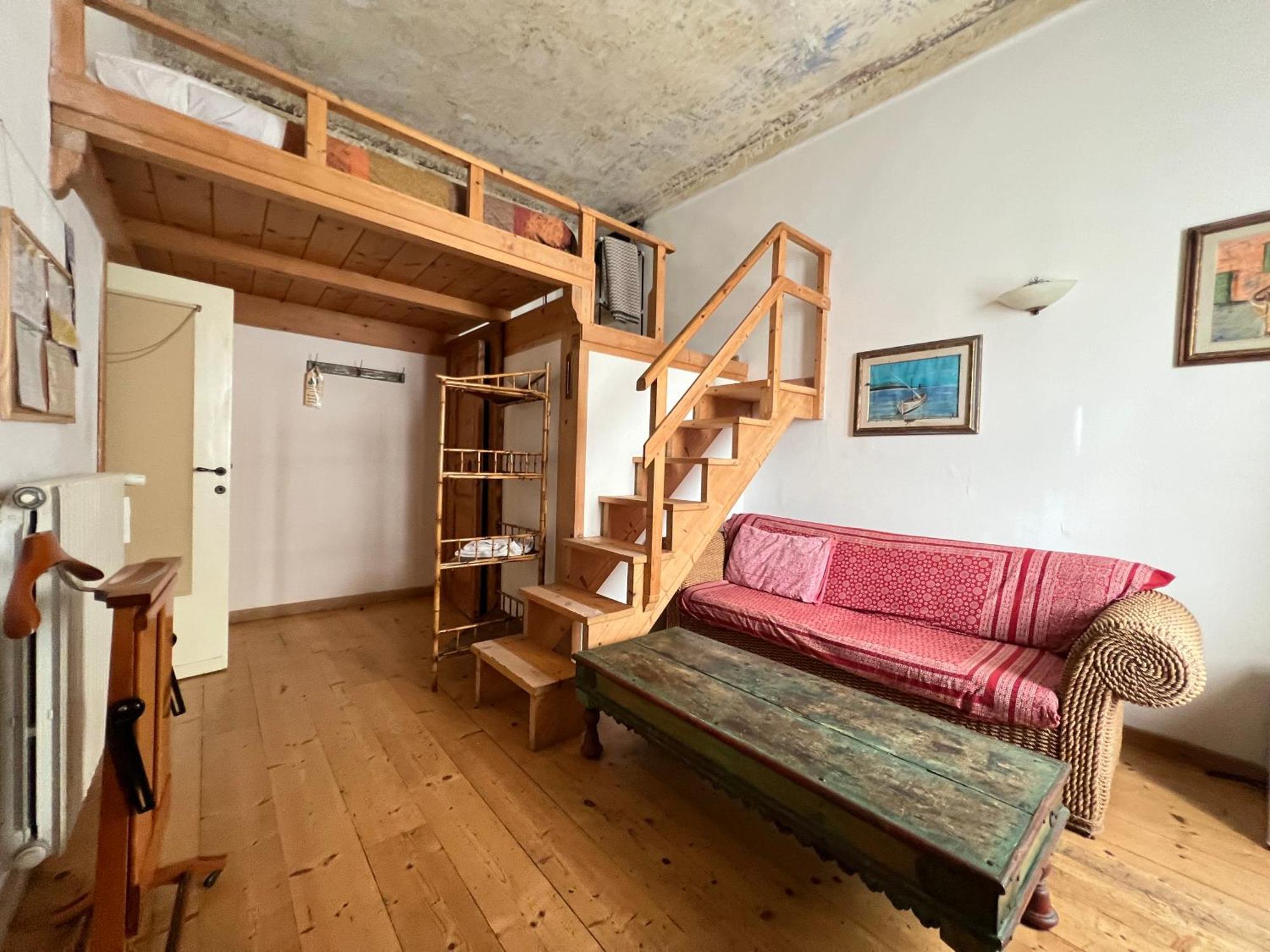 B&B Le Finestre Su Via Cavour 萨萨里 客房 照片