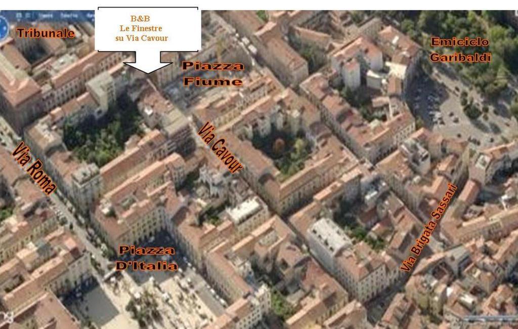 B&B Le Finestre Su Via Cavour 萨萨里 外观 照片